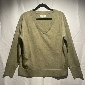 Lucky Brand Women's Green V-Neck Sweater